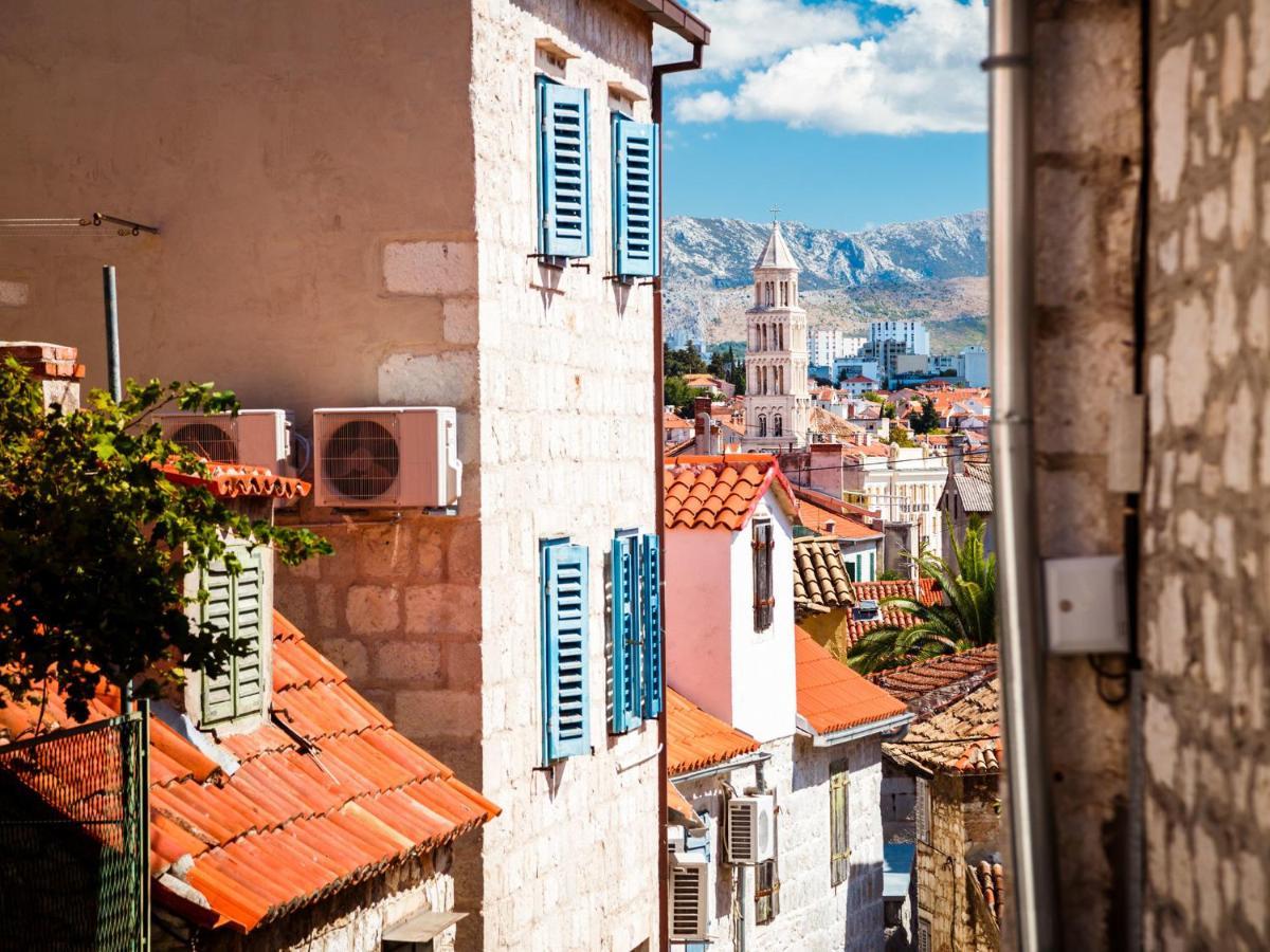 Apartment Petro Oldtown Split Bagian luar foto