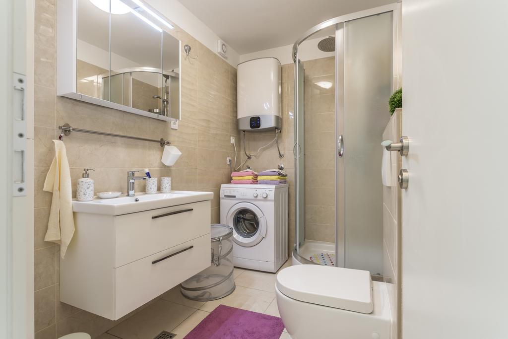 Apartment Petro Oldtown Split Bagian luar foto