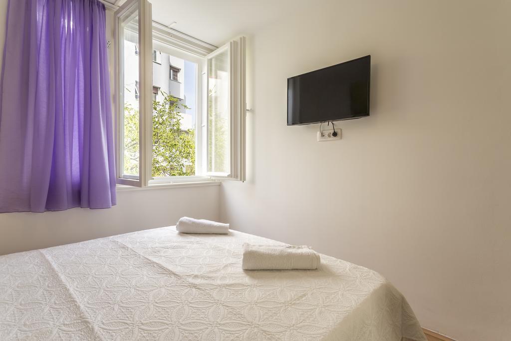 Apartment Petro Oldtown Split Bagian luar foto