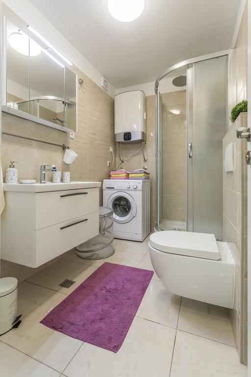 Apartment Petro Oldtown Split Bagian luar foto